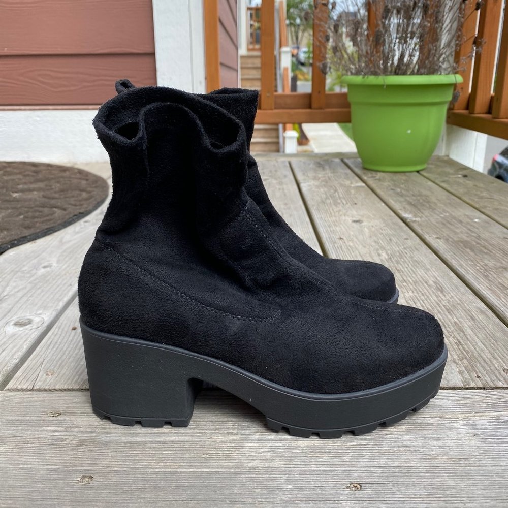 Coolway Black Seuede Booties Boots